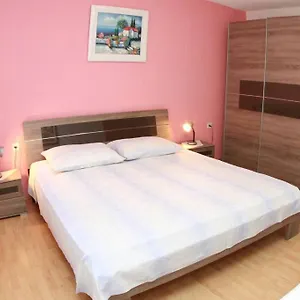 https://apartment-bareta.splithotels.org