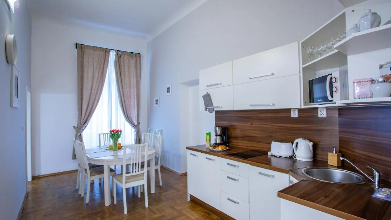 Michalska Apartment Praga