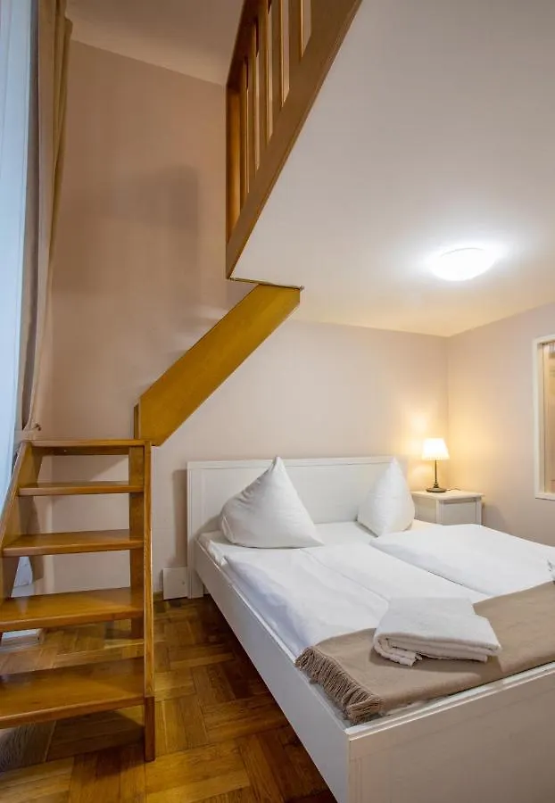 Michalska Apartment Praga